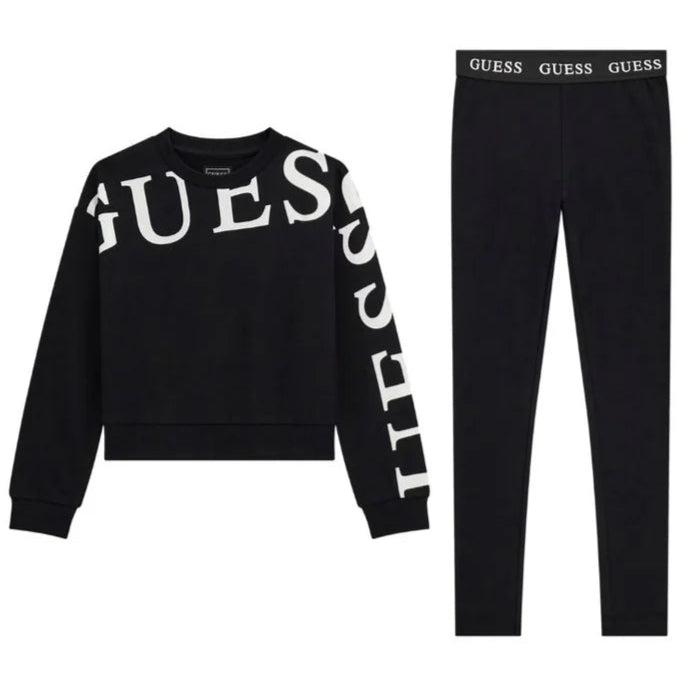 Completo da ragazza con maxi logo frontale