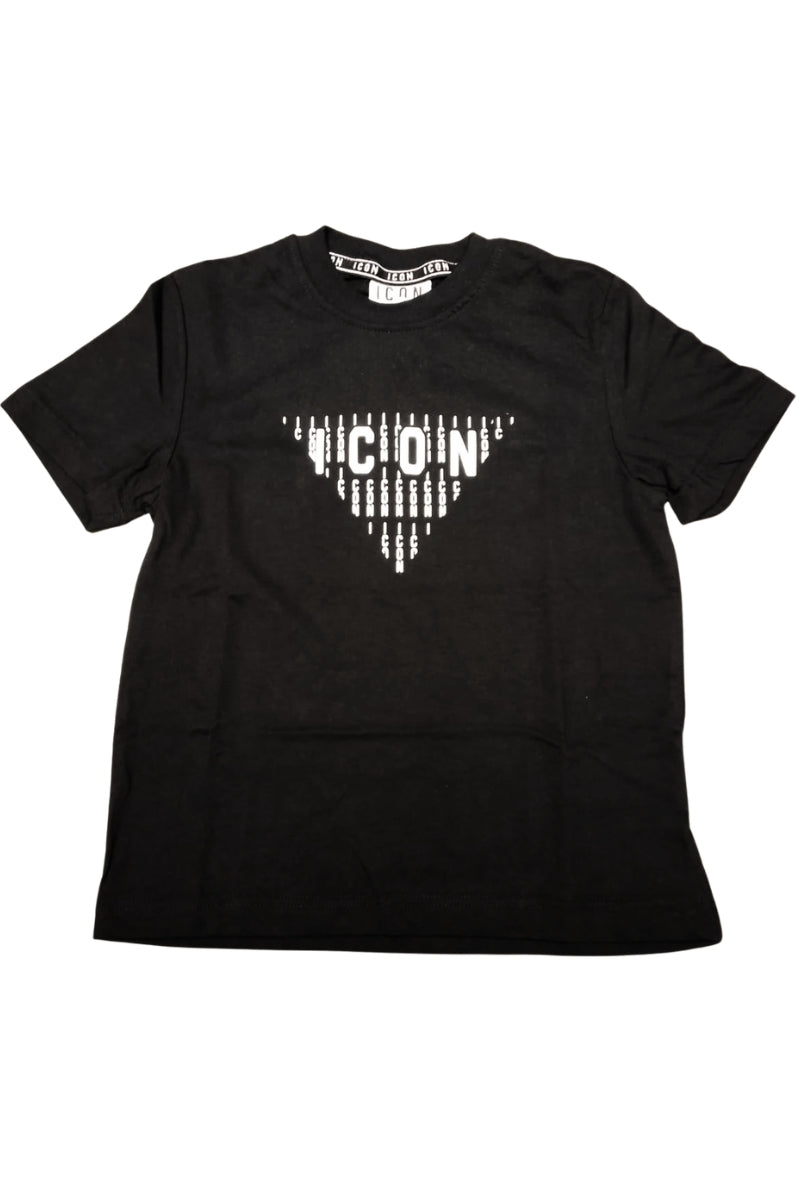 T-shirt da ragazzo con maxi triangolo stilizzato con multi logo lettering sul davanti IBKS001103