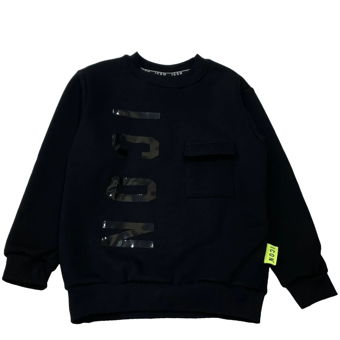 Felpa con maxi logo frontale a destra e tasca a sinistra