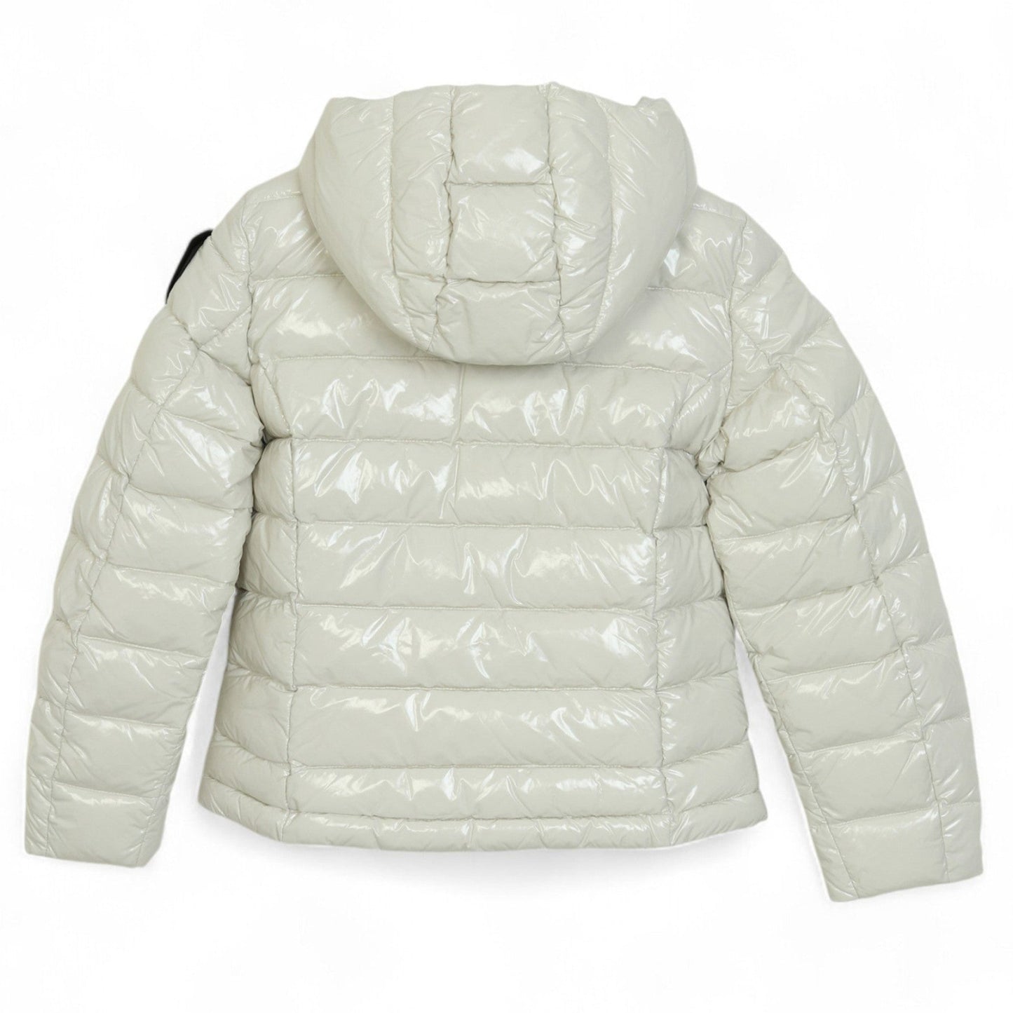 Giubbotto da ragazza con cappuccio e texture effetto lucido