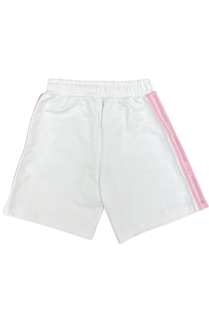 Bermuda da ragazza in cotone con fasce laterali multi logo a contrasto colore C1GJQL562F004