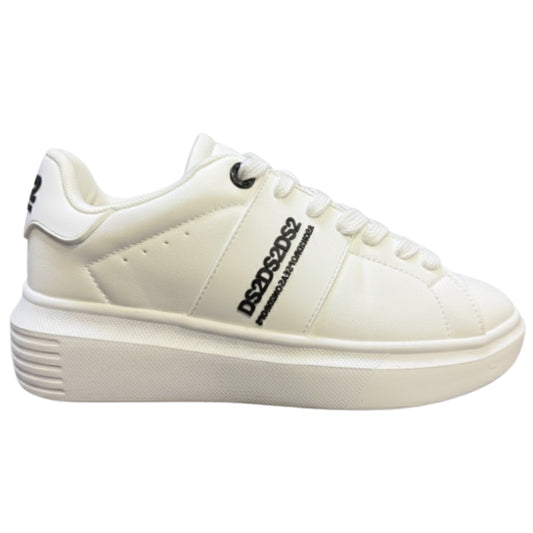 Sneakers da ragazzo con logo a contrasto sulla parte esterna e sul retro DS2FW25S03