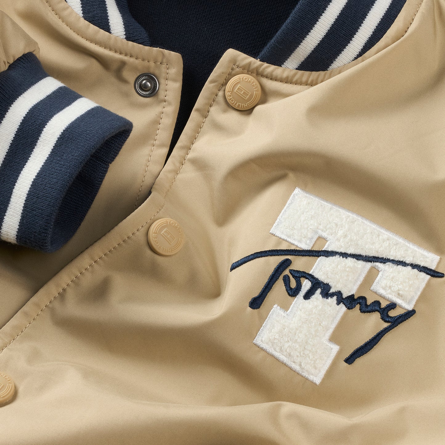 Giacca bomber da ragazzo reversibile con logo sul retro KB0KB09740AB9